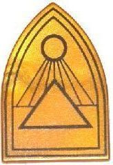 Minifigure, Shield Triangular Long with Black Outlines, Circle and Triangles Pattern, 18836pb01 Pearl Gold U