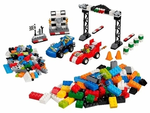 Конструктор LEGO Juniors 10673 Гонка рейсеров