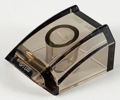 Slope, Curved 2 x 2 Lip, 30602 Trans-Brown U