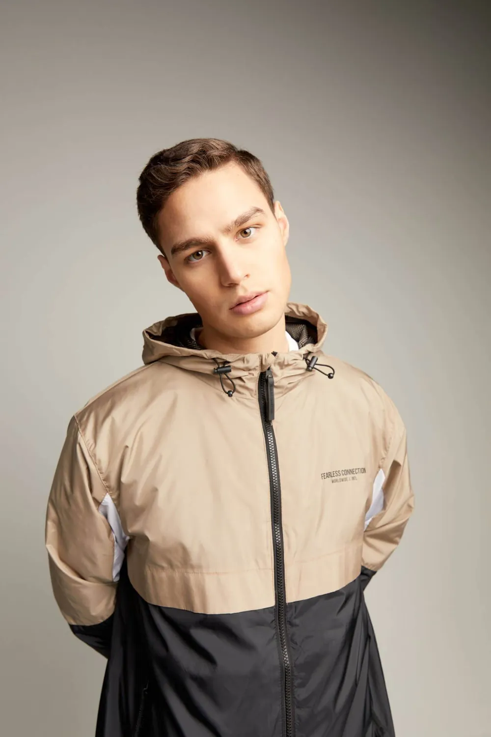 Куртка FSBN с капюшоном XS в магазине Shop-device