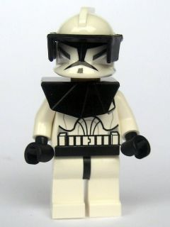 Минифигурка Lego Star Wars Clone Trooper (Phase 1) - Black Visor and Pauldron, Large Eyes sw0286