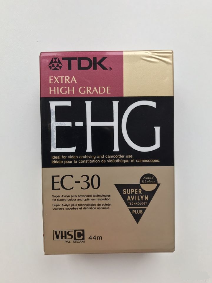 Extra grade. Видеокассета TDK VHS. TDK eb100. Видеокассета Panasonic super High Grade. VHS C TDK.