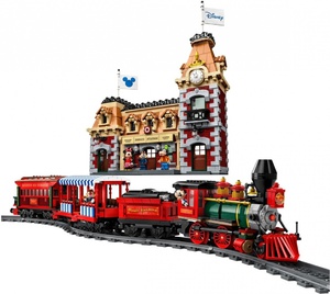 Конструктор LEGO Disney Princess 71044 Поезд и станция