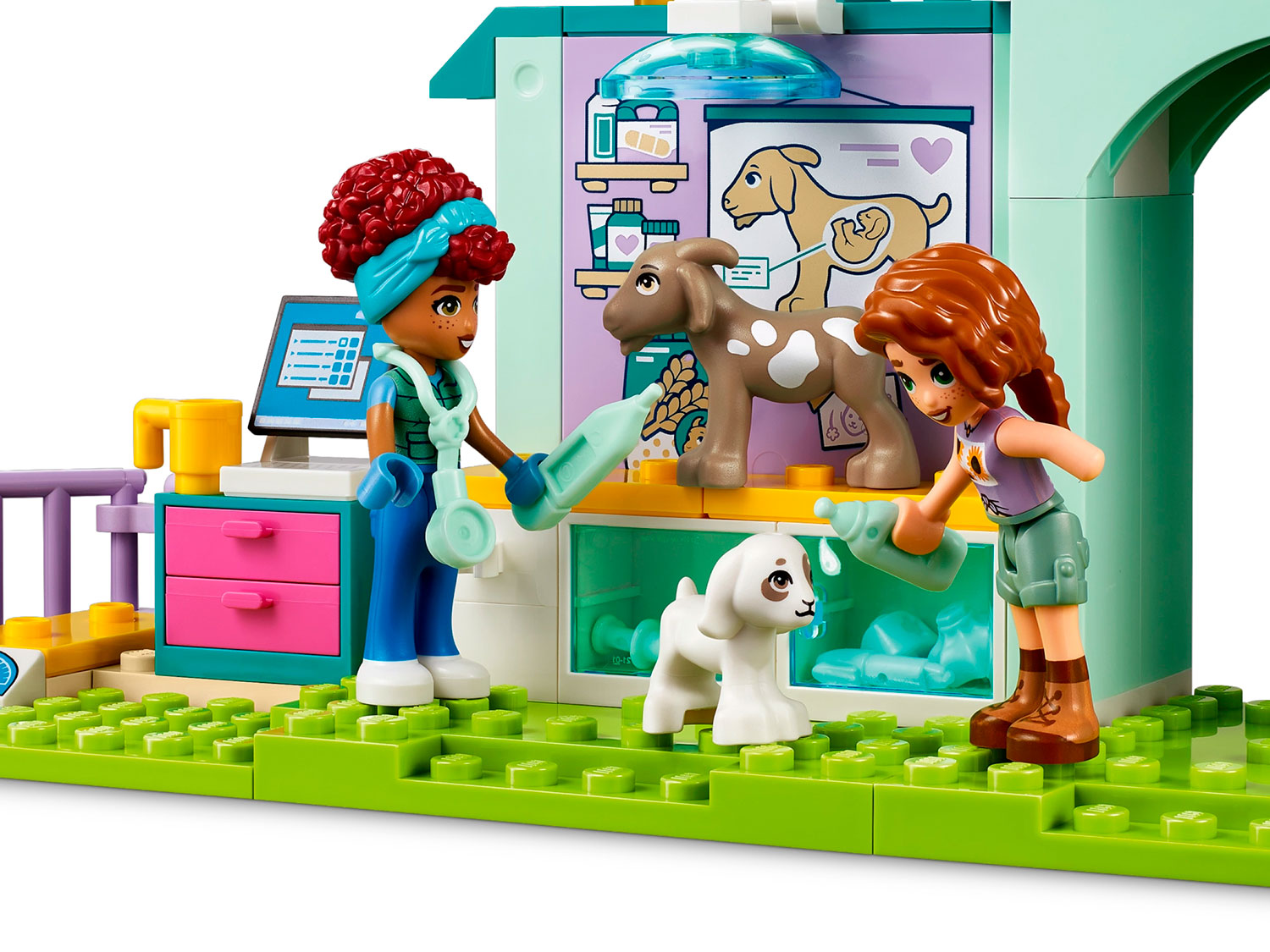 Конструктор LEGO Friends 42632 Ветеринарная клиника для животных на ферме в  магазине Shop-device