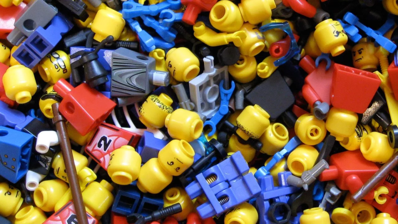 Скупка LEGO наборов, деталей и минифигурок