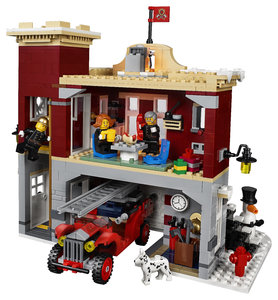 Конструктор LEGO 10263 Creator Expert Winter Fire Station Зимняя пожарная станция
