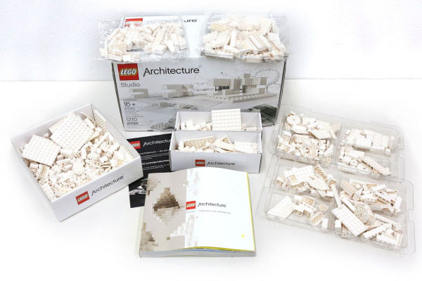 Конструктор LEGO Architecture 21050 Studio