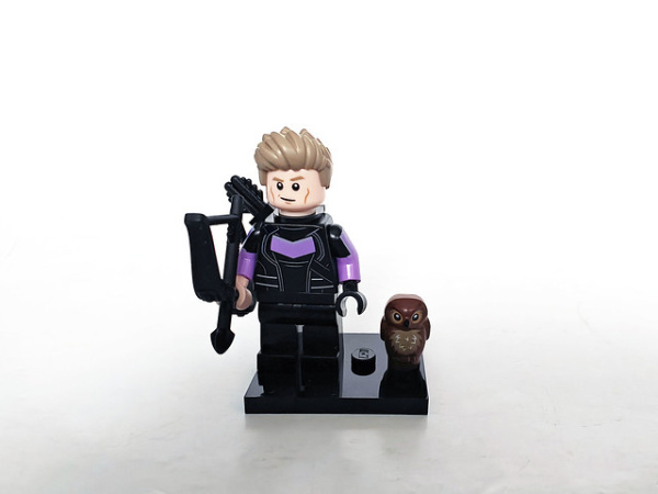 Минифигурка LEGO Minifigures 71039 Hawkeye, Marvel Studios, Series 2 colmar2-6