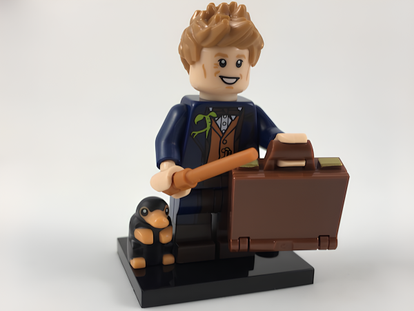 Минифигурка LEGO 71022 Nt Scamander colhp-17 N