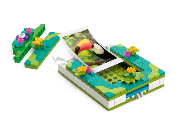Конструктор LEGO Disney 43239 Рамка для фотографий Мирабель и шкатулка для драгоценностей