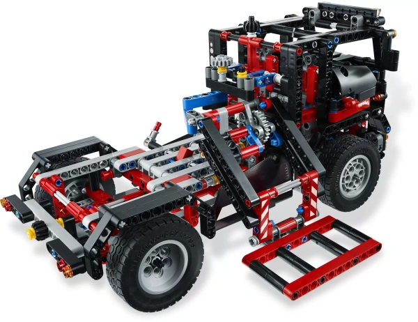 Конструктор LEGO Technic 9395 Тягач