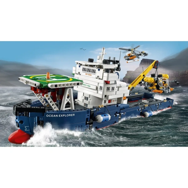 Конструктор LEGO Technic 42064 Исследователь океана