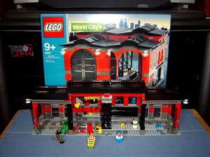 Конструктор Lego 10027 Ремонтное депо поездов