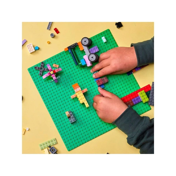 Конструктор LEGO Classic 11023 Базовая пластина Зеленая